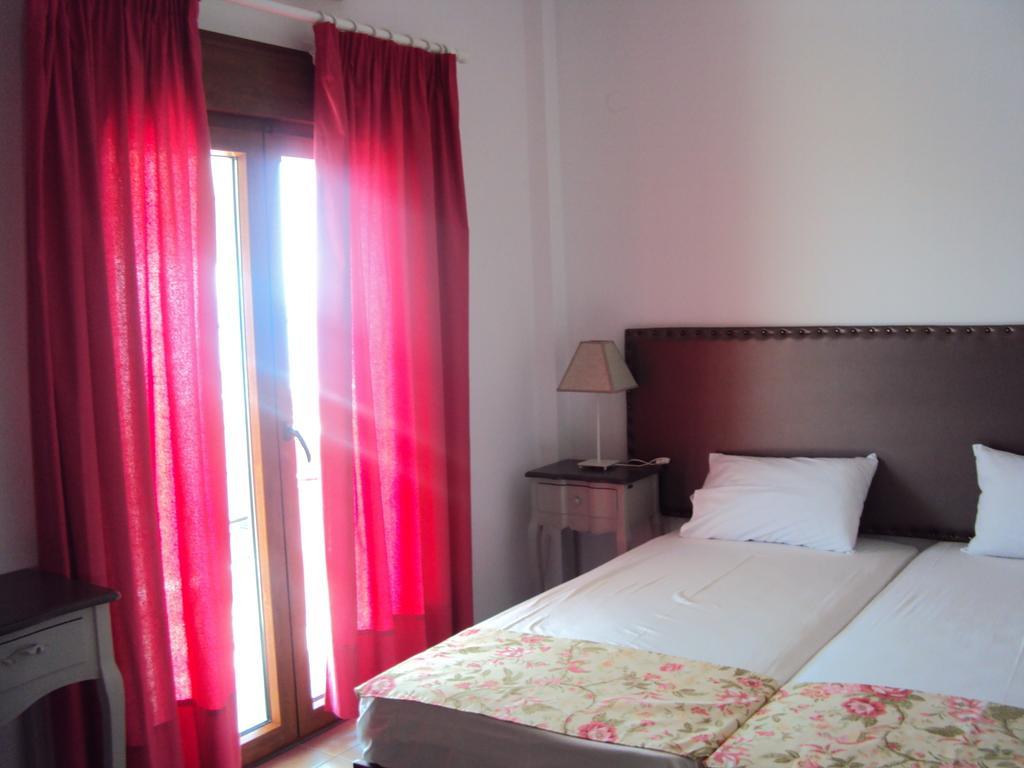 Emmeleia Accommodation By Maria Riga Ouranoupoli Oda fotoğraf